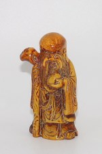China-Wohnkultur: Vasen, Buddhas, Holzschnitzereien