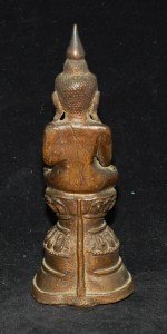 China-Wohnkultur: Vasen, Buddhas, Holzschnitzereien