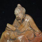 China-Wohnkultur: Vasen, Buddhas, Holzschnitzereien
