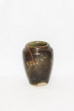 Geschnitzte Vase in Hetian Jade
