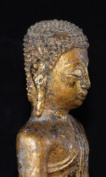 Seltener antiker Tempel Buddha Bronze vergoldet.Starke Patina