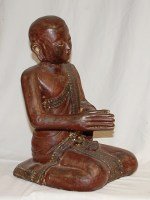 Antiker Knieender Mönch Burma.