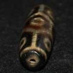 Tibetische Achat Dzi Perle mit 9 Augen