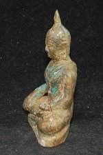 Kleiner antiker Sukhothai Buddha in Bronze