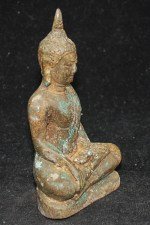 Kleiner antiker Sukhothai Buddha in Bronze