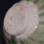 Antikes kleines Jarlet mit Celadon Glasur