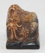 Antiker Stempel / Seal mit Drachen in Ox Horn