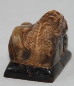 Antiker Stempel / Seal mit Drachen in Ox Horn