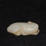 Antiker Kleiner Toad in weisser Jade
