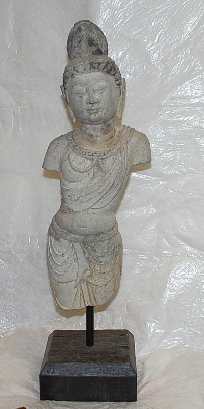 Wundervolle antike Kwan Yin in Stein