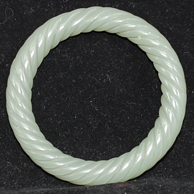 Antiker Armreif / Bracelet in Hetian Jade