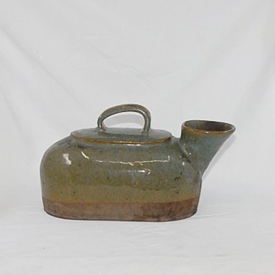 Antike Nachtflasche mit Seladon Glasur