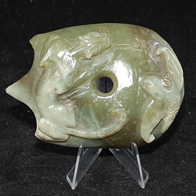Altes Ornament mit Bat und Chilong