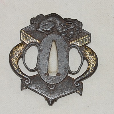 Antike Tsuba in Eisen mit Kylin