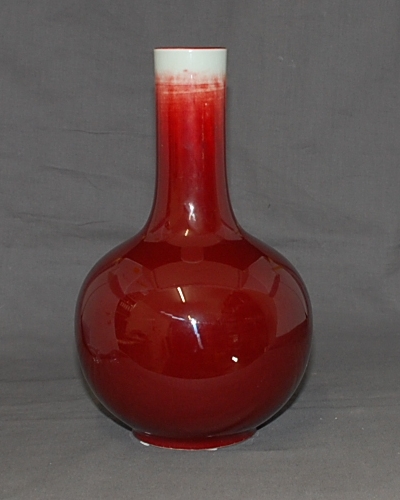 Oxblood Vase mit feiner Kraquele