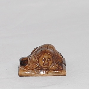 Antiker Stempel / Seal Tierhorn mit Human und Fisch
