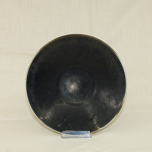 Seltener schwarzer Song Teller mit Lotos