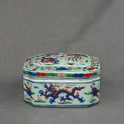 Antiker WUCAI Container mit Deckel Jiajing